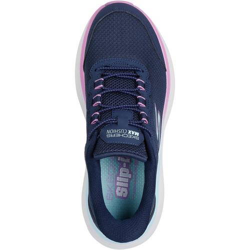 Women's Skechers Slip-ins: Max Cushioning Endeavour - Cardova Shoes - Primary Image