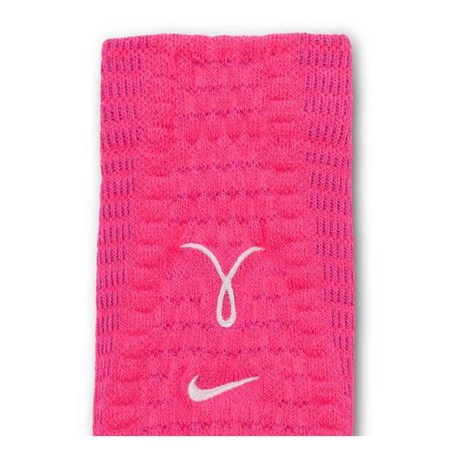 Nike Unicorn Kay Yow Medium Cushion Crew Basketball Socks - Primary Image