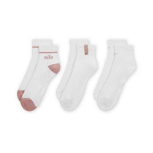 Women's Nike Everyday Plus 3 Pack Ankle Socks - Primary Image
