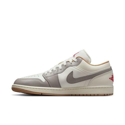 Men's Air Jordan 1 Low Sneakers