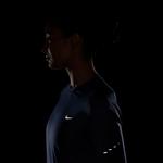 Women's Nike Swift Long Sleeve - Thumbnail 3 of 3