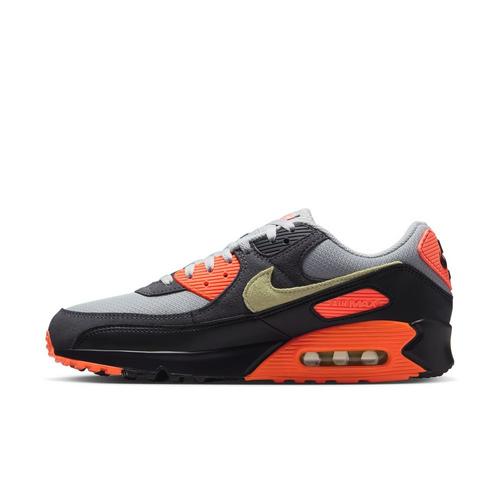Men's Nike Air Max 90 Sneakers - Primary Image