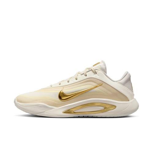 Nike A'One "dyNASTY" Basketball Shoes - Primary Image