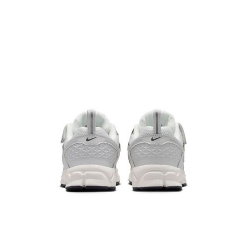 Little Kids' Nike Vomero 5 Sneakers - Primary Image