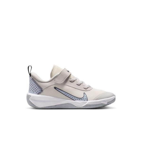Kids' Nike Omni Multi-Court Shoes Little 2 Regular Platinum Tint/Ghost-Light Carbon