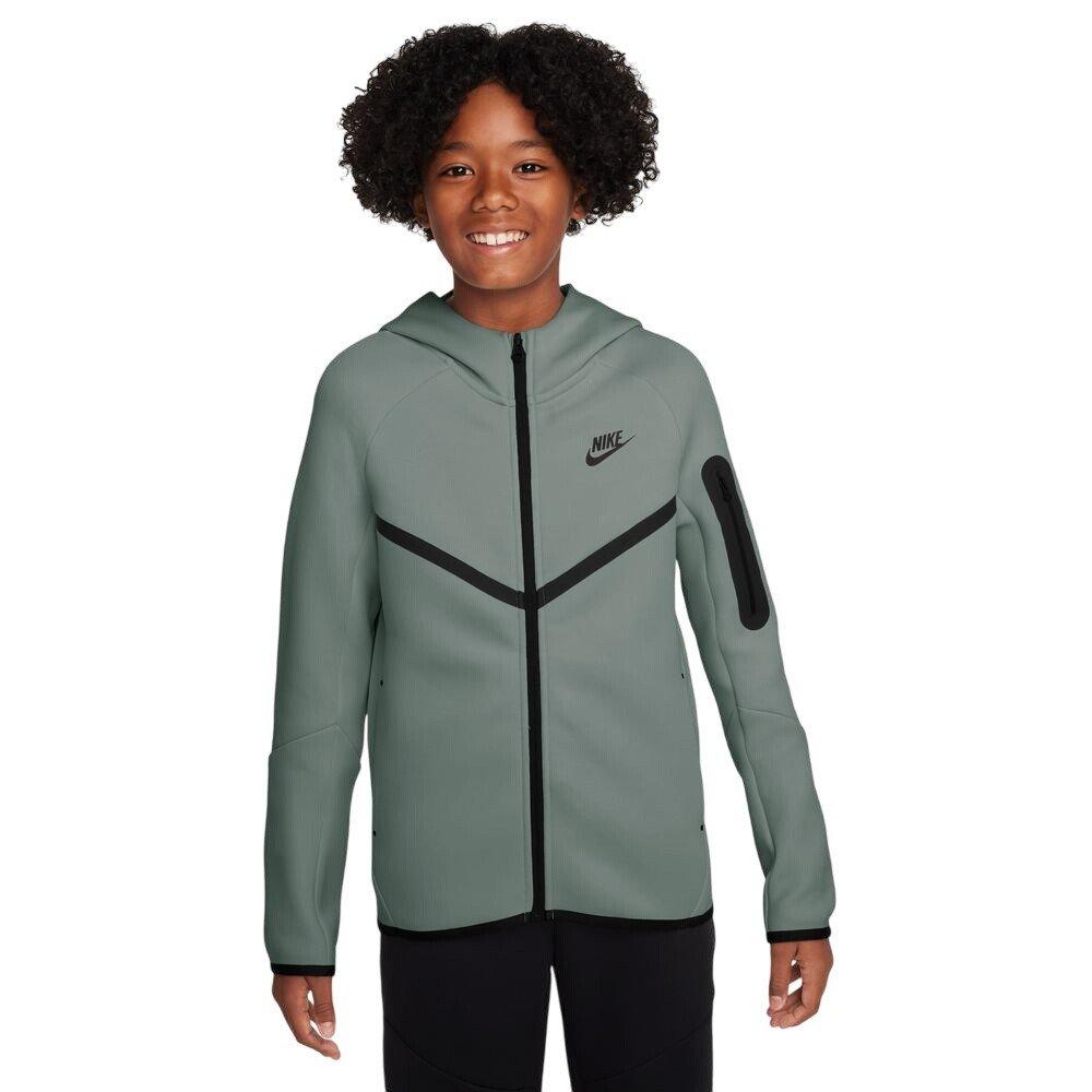 Kids' Nike Sportswear Tech Fleece Full Zip Hoodie | SCHEELS.com