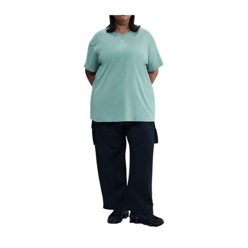 Women's Nike Plus Size Sportswear Essential T-Shirt - Primary Image