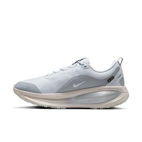 Men's Nike Vomero 18 GORE-TEX Running Shoes - Primary Image