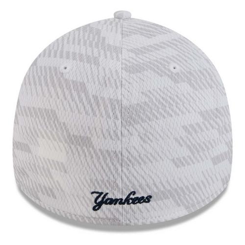 New Era Kids' New York Yankees Graded 39THIRTY Fitted Hat - Primary Image
