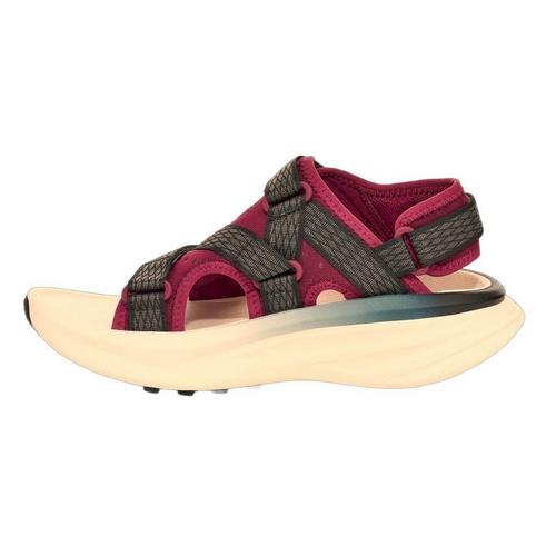 Women's Teva Aventrail R2T Water Activities Water Shoes - Primary Image