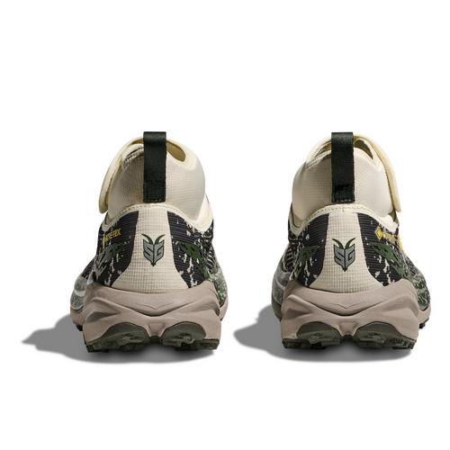 Men's HOKA Speedgoat 6 Mid GORE-TEX Trail Running Shoes - Primary Image