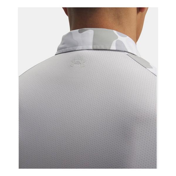 Under Armour Men's  Fish Pro Hybrid Printed Button Up Shirt