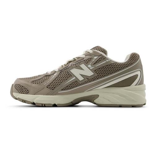New Balance 740 Sneakers