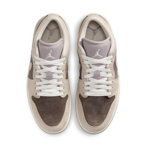 Women's Air Jordan 1 Low SE Sneakers - Primary Image