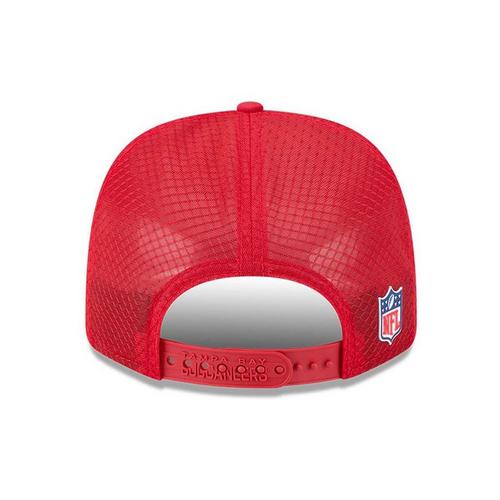 New Era Tampa Bay Buccaneers 2025 Sideline 9Seventy Stretch Fit Hat - Primary Image