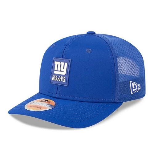 New Era New York Giants 2025 Sideline 9Seventy Stretch Fit Hat - Primary Image
