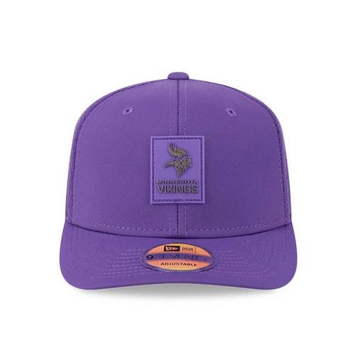New Era Minnesota Vikings 2025 Sideline 9Seventy Stretch Fit Hat - Primary Image