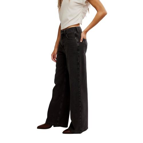 Women's Free People We The Free Stride Straight 'n Loose Fit Wide Leg Jeans - Primary Image