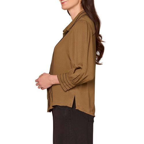 Women's Democracy Scallop Edge Tipping 3/4 Sleeve Button Up Shirt - Primary Image