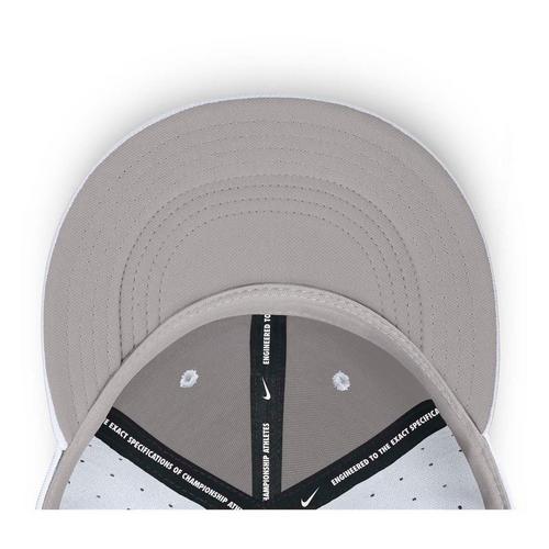 Nike Iowa Hawkeyes DriFit Flat Brim Fitted Hat - Primary Image