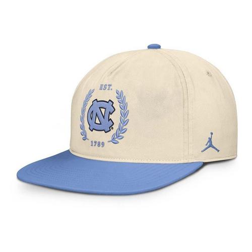 Nike North Carolina Tar Heels Pro CC Snapback Hat - Primary Image