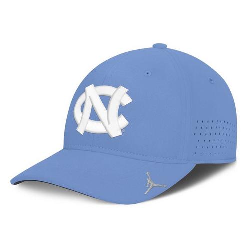 Nike North Carolina Tar Heels Aero Swooshflex Flexfit Hat - Primary Image
