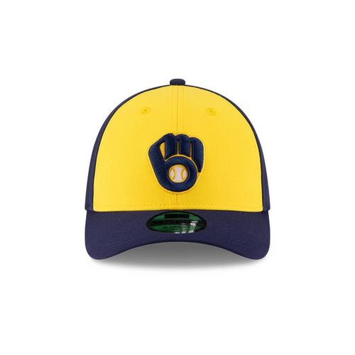 New Era Milwaukee Brewers 39THIRTY M-Crown Player Fitted Hat - Primary Image