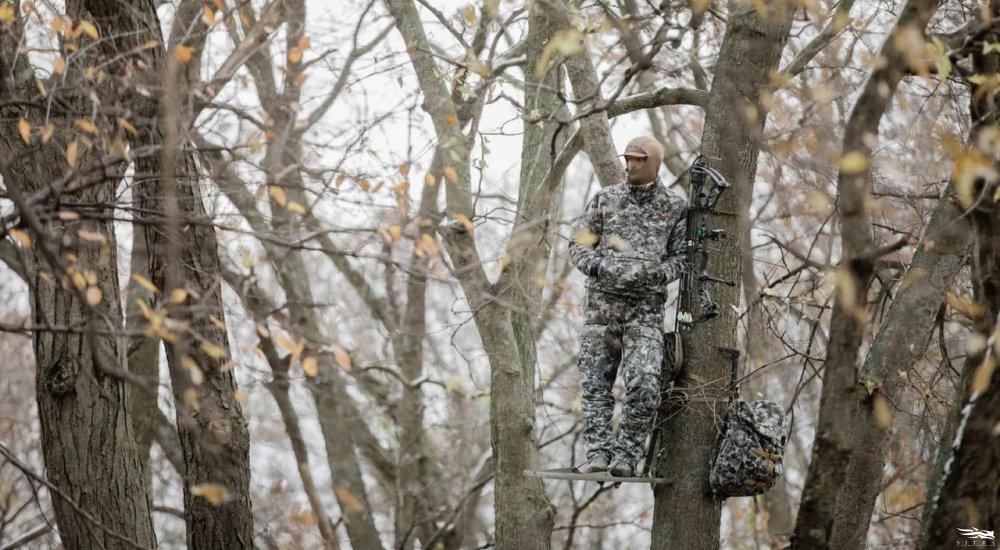 two hunters wearing SITKA whitetail hunting apparel