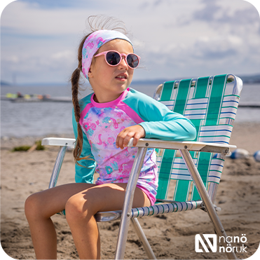 Nano lifestyle image of a girl wearing swimsuit