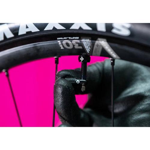 Muc-Off V2 Tubeless 44mm Valve Kit - Primary Image
