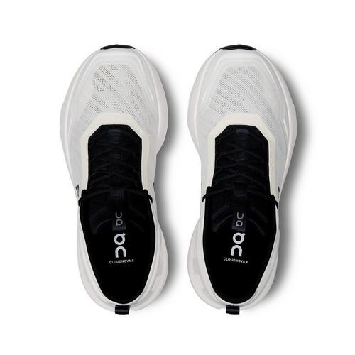 Women's On Cloudnova X Training Shoes