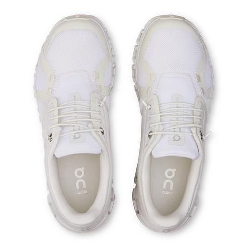 Women's On Cloud 6 Shoes - Primary Image