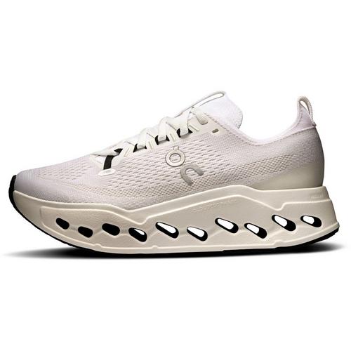 Women's On Cloudsurfer Max Running Shoes - Primary Image