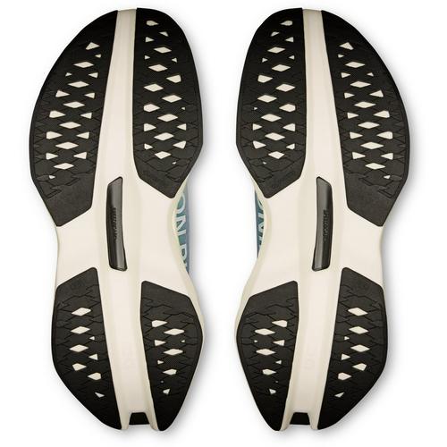 Women's On Cloudboom Max Running Shoes - Primary Image