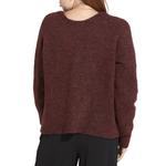 Pia - Thumbnail 3 of 3