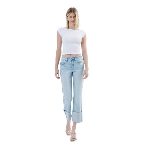 Women's Vervet Wowed Cuffed Hem Capri Straight Cropped Jeans - Primary Image