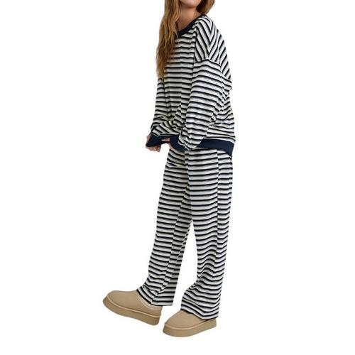 Women's Le Lis Stripe Lounge Pajama Set - Primary Image