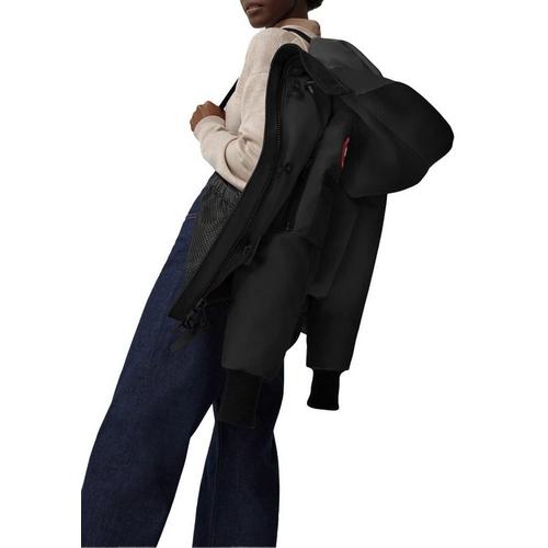 Women's Canada Goose Chilliwack Hooded Puffer Jacket - Primary Image