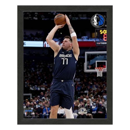 Highland Mint Dallas Mavericks Luka Doncic 12x15 Sport Frame - Primary Image