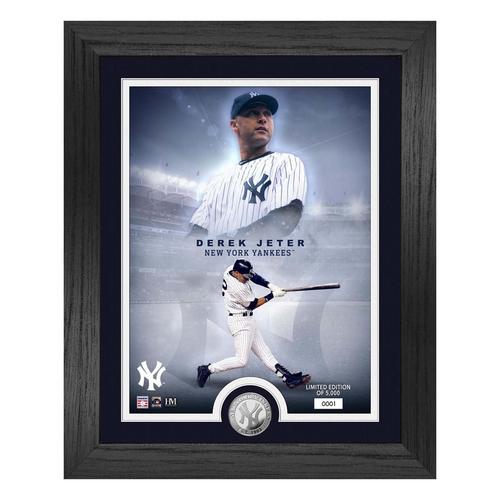 Highland Mint Derek Jeter Yankees Legends Silver Coin Photo Mint - Primary Image