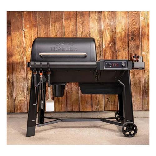 Traeger Woodridge Pellet Grill - Primary Image