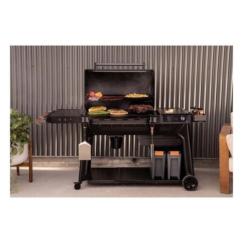 Traeger Woodridge Pro Pellet Grill - Primary Image