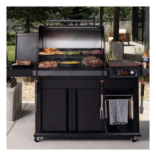 Traeger Woodridge Elite Pellet Grill - Primary Image