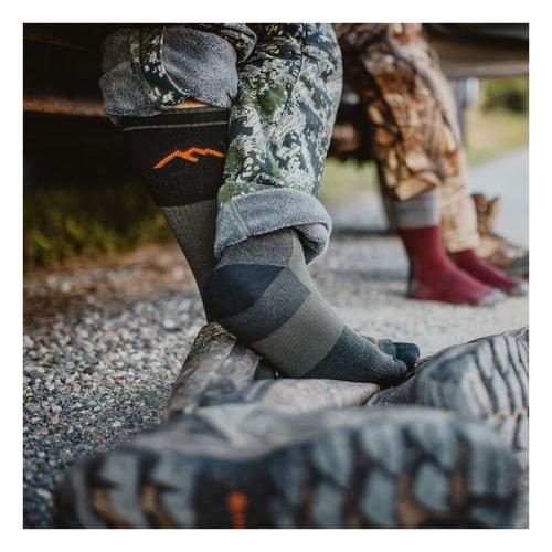 Men's Darn Tough Extra Cushion Knee High Hunting Socks - Primary Image