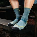Men's Darn Tough Lightweight Light Cushion Crew Hiking Socks - Thumbnail 2 of 11