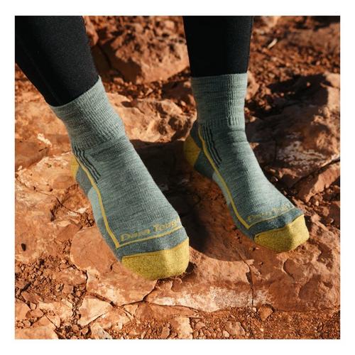 Women's Darn Tough Midweight Cushioned Quarter Hiking Socks - Primary Image