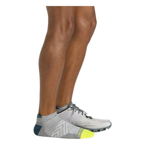 Men's Darn Tough Ultra-Lightweight No Show Running Socks - Primary Image