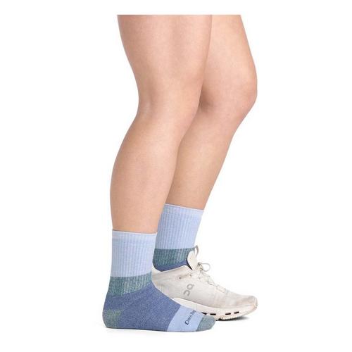 Kids' Darn Tough Quest Lightweight Medium Cushion Crew Hiking Socks - Primary Image