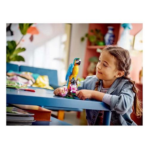LEGO Creator 3in1 Exotic Parrot 31136 Building Set - Primary Image