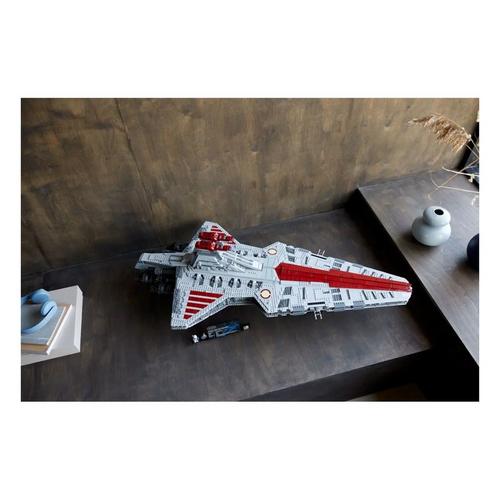 LEGO Star Wars Venator-Class Republic Attack Cruiser 75367 Building Set - Primary Image